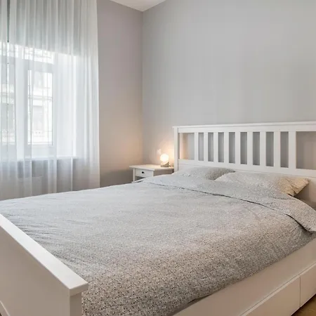 Apartment Charming 1br - 46m2 - Perfect Location